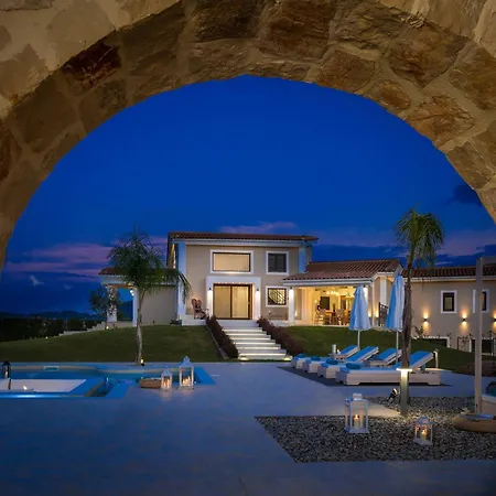 An Idyllic Hideaway Shangri-la Zakynthos Villa Sarakinádhon