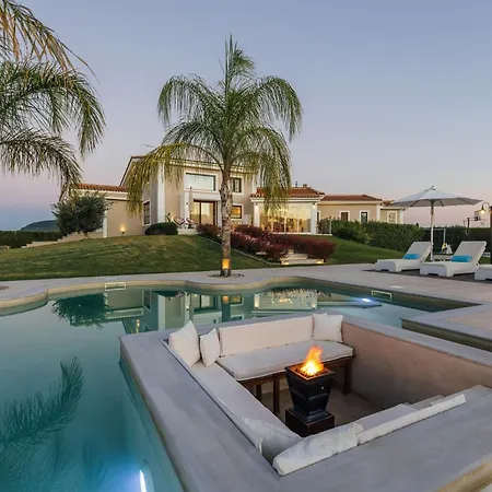Villa An Idyllic Hideaway Shangri-la Zakynthos *